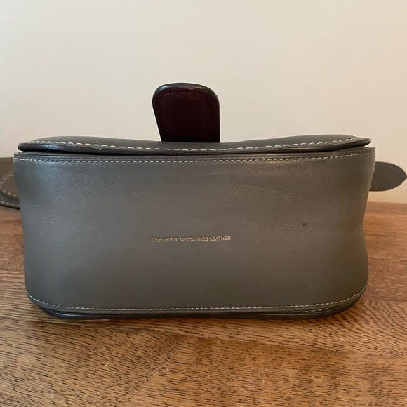 Gray coach carrier - Picture 3 of 5